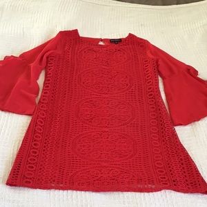 NWT Girls size 16 beautiful dress.